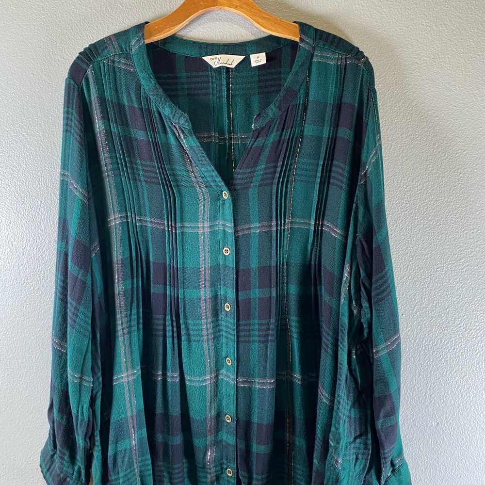 Green and silver thread Button Down Mandarin Collar Shirt